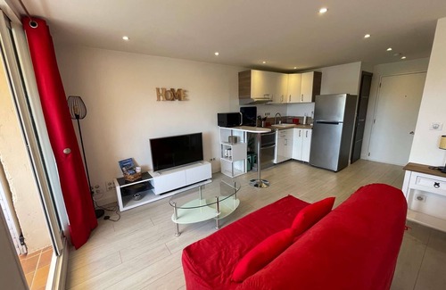 L'Evescat Apartment | Nice modern studio with large terrace of 8m², classified 3 stars