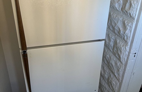 Winslow Apartment | Nice Quite Studio Apartment with Queen Bed, Full kitchen and bath near Down Town