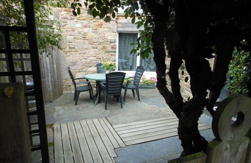 Paimpol House | Nice small stone house, quiet, close to hiking trails, shops