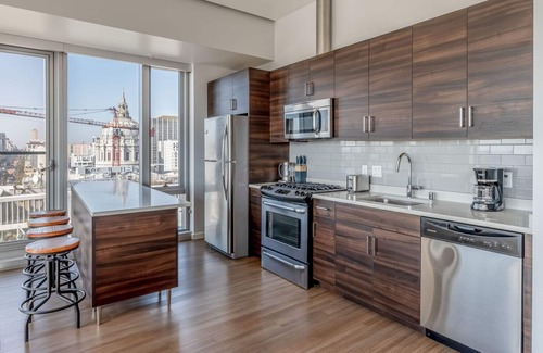 Civic Center Apartment | Nice Soma 2BR w/Concierge & Rooftop, nr Restaurants, by Blueground