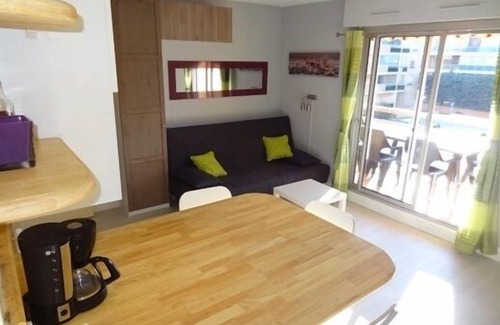 La Faviere Apartment | Nice studio modern and comfortable 4 people 200 m from the beach. Wireless.