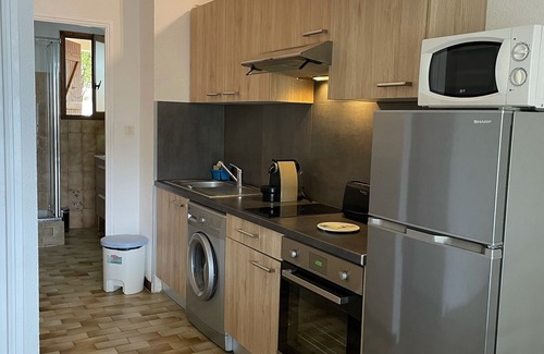 Tiuccia Apartment | NICE T2, 2 MN FROM THE BEACH, AIR CONDITIONING, SEA VIEW, QUIET, WIFI, NEAR AJACCIO