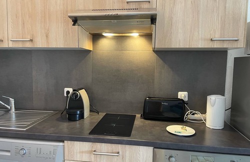 Tiuccia Apartment | NICE T2, 2 MN FROM THE BEACH, AIR CONDITIONING, SEA VIEW, QUIET, WIFI, NEAR AJACCIO