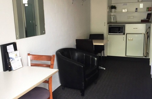Hay Hotel | Nicholas Royal Motel