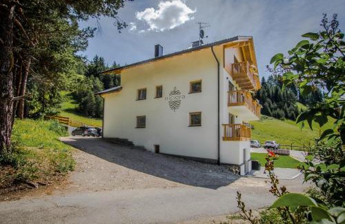 Badia Apartment | Niciora