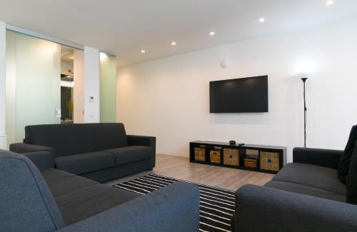 EUR Apartment | Niclas Luxury Apartments EUR