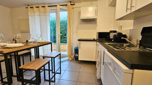 Labege Apartment | Nid confort proche du canal du midi 2 terrasses Labège