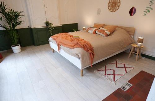 Pont-Audemer Apartment | Nid normand en bâtisse 1620 - Calme & hyper centre