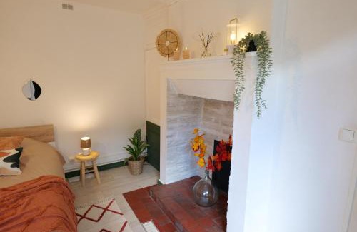 Pont-Audemer Apartment | Nid normand en bâtisse 1620 - Calme & hyper centre