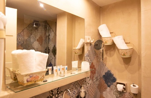 Delfoi Hotel | Nidimos Hotel