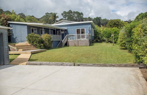 Coopers Beach House | Nigel's Crib - Coopers Beach Holiday Home