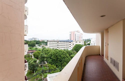 Chang Khlan Apartment | Night Bazaar Road - 40 Sqm - 3rd Floor - Work-From-Home w/Fully Fitted Kitchen