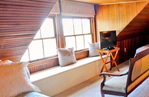 Historic District Bed & Breakfast | Night Swan Intracoastal B&B