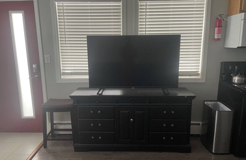 Midtown Anchorage Apartment | Nightshade BnB #4