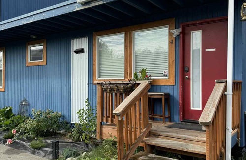 Midtown Anchorage Apartment | Nightshade BnB #4