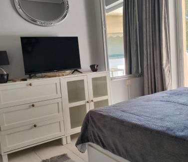 Loutraki Apartment | NikhsHome