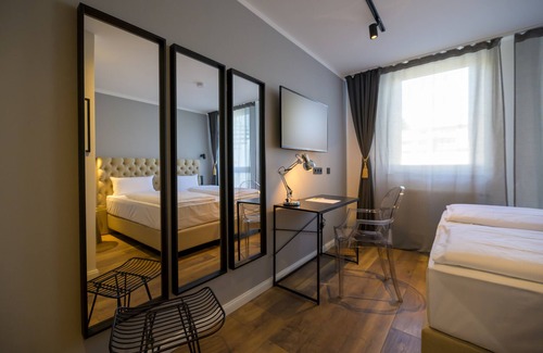 Wiesdorf Hotel | Nikii City Hotel