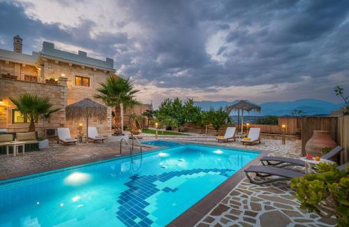 Kamilari Villa | Nikolas country villa-anesis family