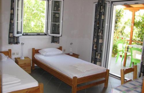 Kakovatos House | Nikos 8