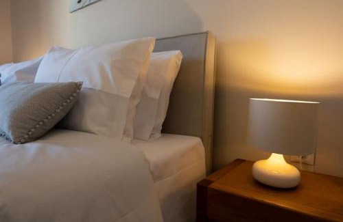 Aitoliko Apartment | Nima's house, traditional flat with lake view