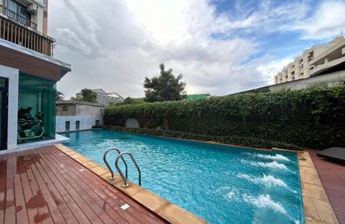 Huay Kaew Apartment | Nimman Condo,Mountain View