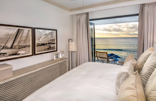 Fitts Village Villa | Nirvana - Amazing 5 bedroom beachfront villa. Steps from the white sandy beach. Great Offers !!
