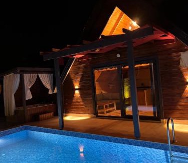 Karaoz House | Nirvana Bungalows