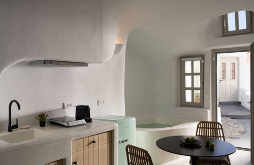 Megalochori Villa | Nisó Cave Suites