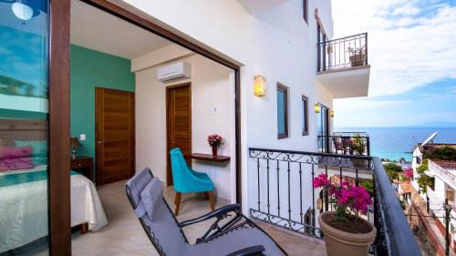 Downtown Puerto Vallarta House | NISE