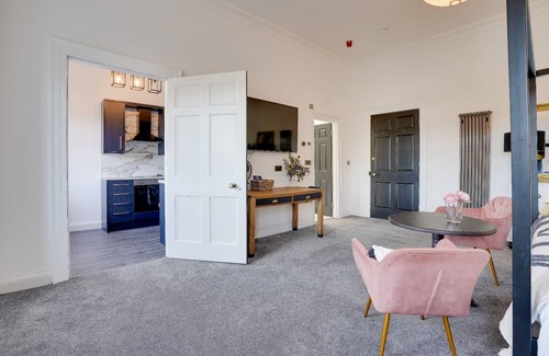 Berwick-upon-Tweed Apartment | No 2 @ The Rocket Rooms Apartments