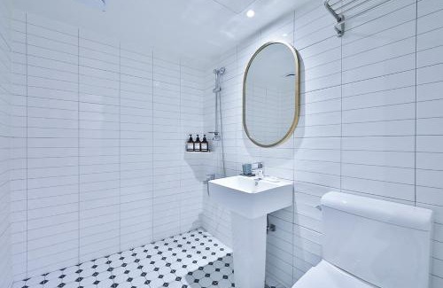 Namyangju Hotel | No 25 Hotel Namyangju Bukhan River