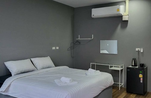 Hua Hin Hotel | No.9 House Hua Hin