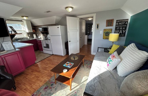 Murfreesboro House | NO CLEANING FEE! Blue Door Bungalow - Fast Fiber Wi-Fi & Cozy Amenities