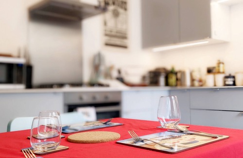 Worthing Cottage | No. Five - Worthing - sleeps 6 guests in 2 bedrooms