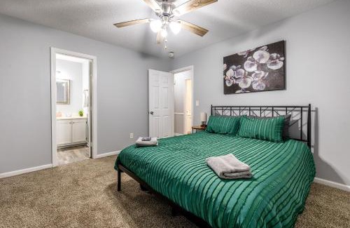 Fayetteville Apartment | No Place Like Homeplace