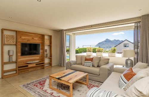 Cape Peninsula Villa | No2 Merlot