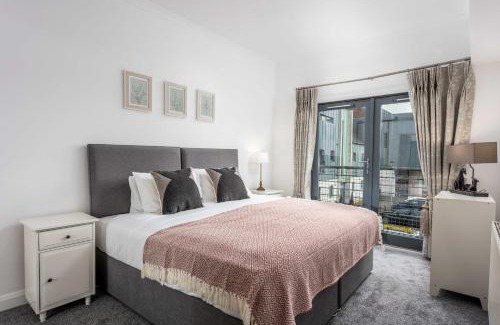 Kilmarnock Apartment | No27 The Barclay - Donnini Apartments