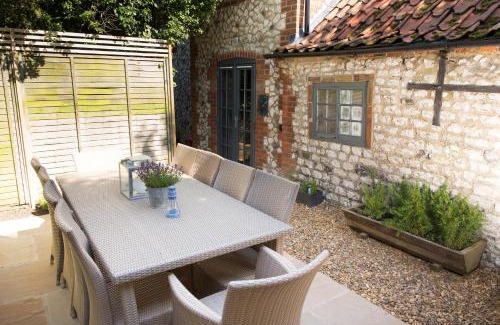 Thornham House | No33 THORNHAM BOUTIQUE COTTAGES