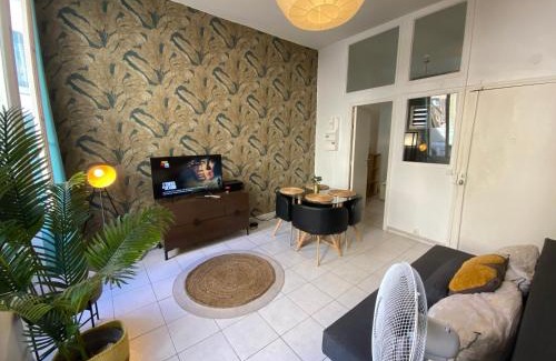 Noailles Apartment | Noaille-Vieux Port-700m Station St Charles