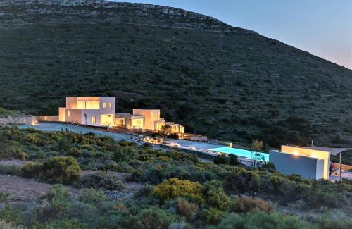 Paros Bed & Breakfast | Noble 7 Suites - Adults Only - Onar Hotels Collection