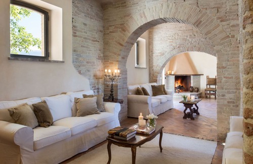Santa Maria degli Angeli House | Noble villa in a 70 hectare estate with a beautiful view of Assisi.