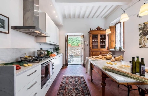 Massa Villa | Noble Stylish Villa With Green Pastures All Around.