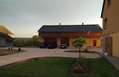 Miechow House | Noclegi nad S-ką