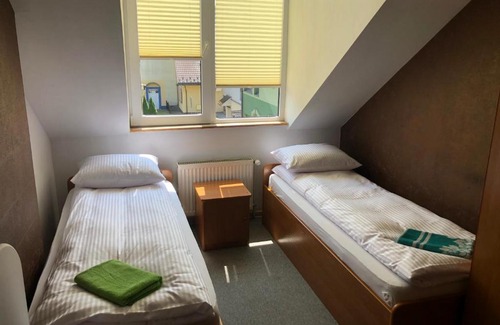 Lesko Bed & Breakfast | Noclegi Rynek 12