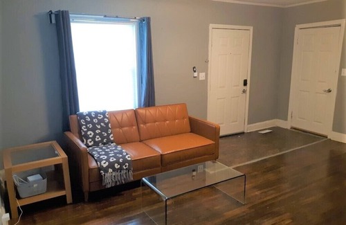 Villa Heights Cottage | NoDa cottage. Updated place in an amazing location. Walk to everything!
