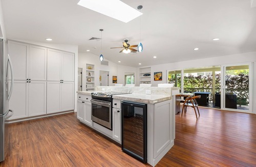Lanikai House | Nohie Lanikai by Gather: 4BR Beachside Retreat w/Lanai & Private Yard