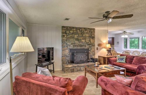 Norfork House | Norfork Getaway Walk in White River Access!