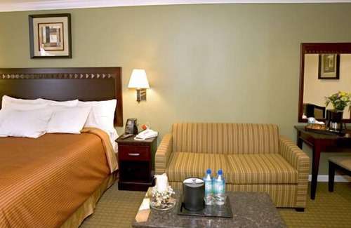 San Rafael Hotel | North Bay Inn