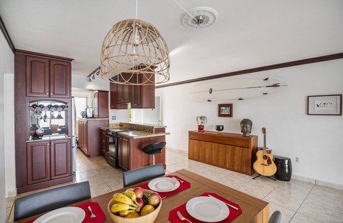 North Bay Village Apartment | North Bay Village Apartment directly on the bay!