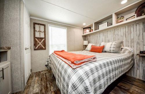 Murphy House | North Carolina Tiny House for Mountain Glamping near Murphy